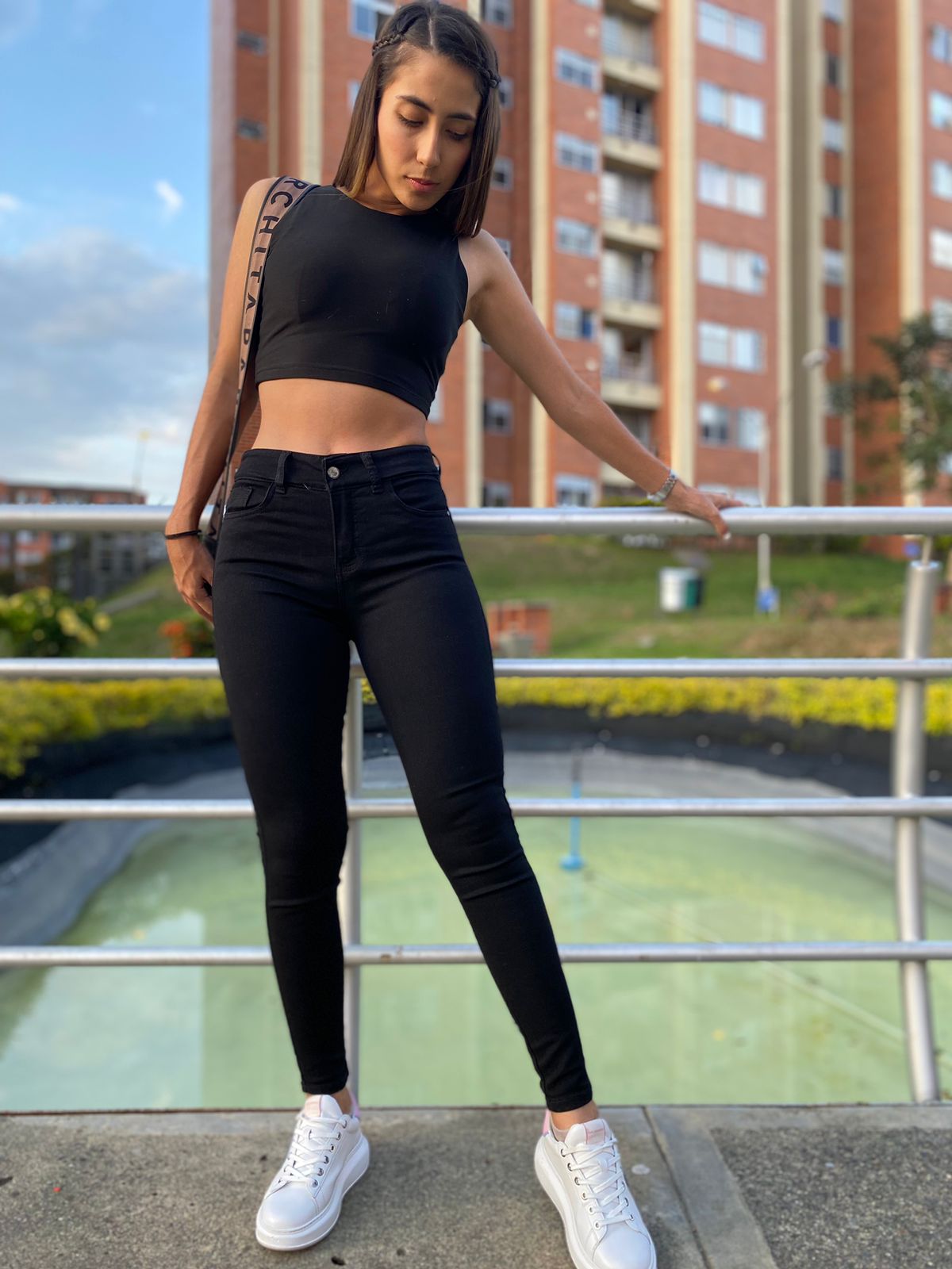 Jean Entubado Ref: 768 negro